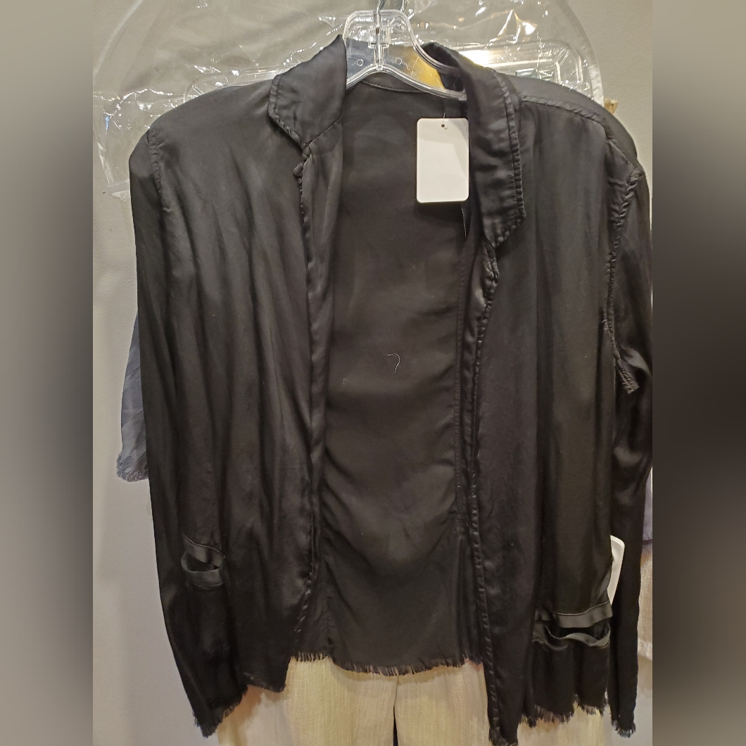 Nwt Sz 4 In Jaga (M/L) Open Front Silky Jacket